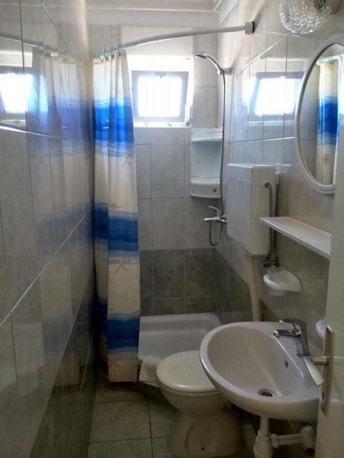 Kampor Apartments Luaran gambar