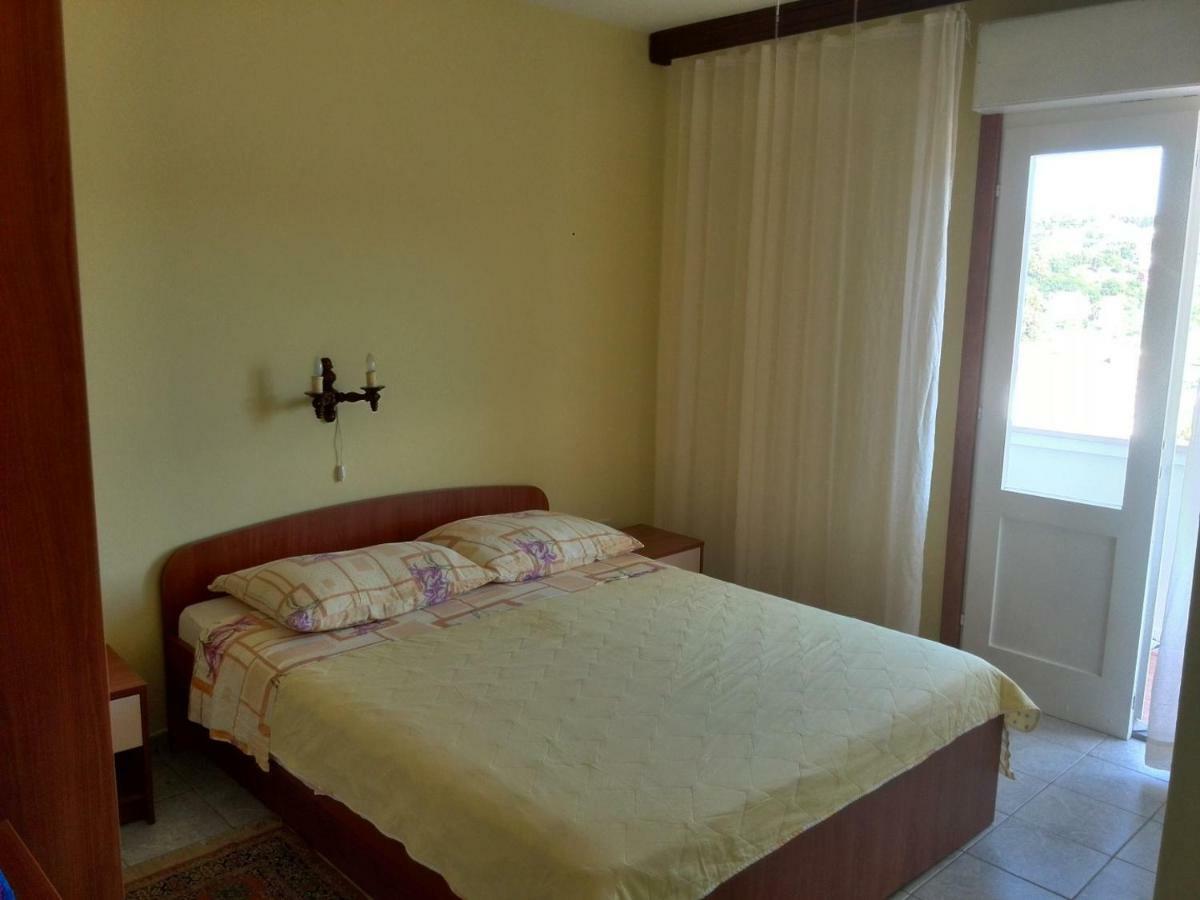Kampor Apartments Luaran gambar