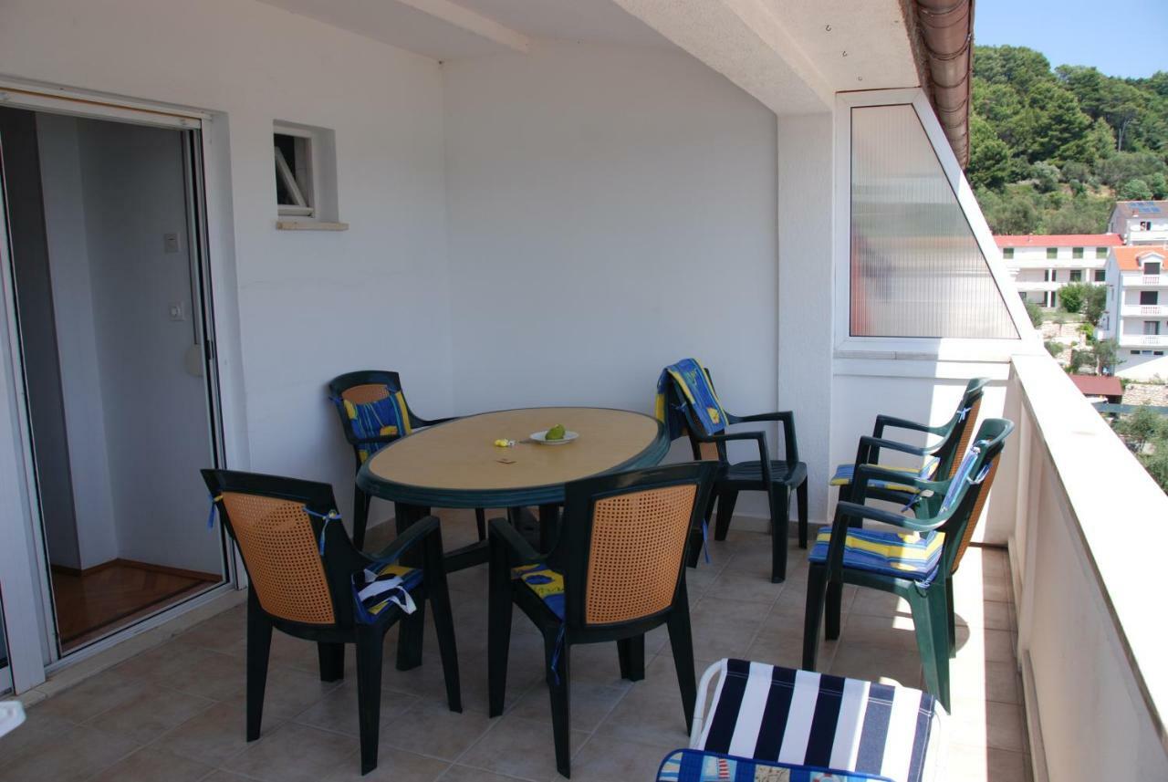 Kampor Apartments Luaran gambar